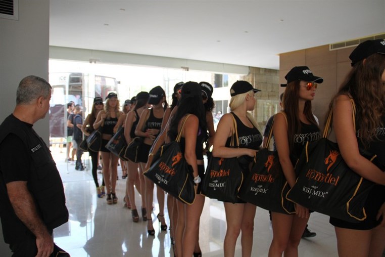 Top Models at Pangea